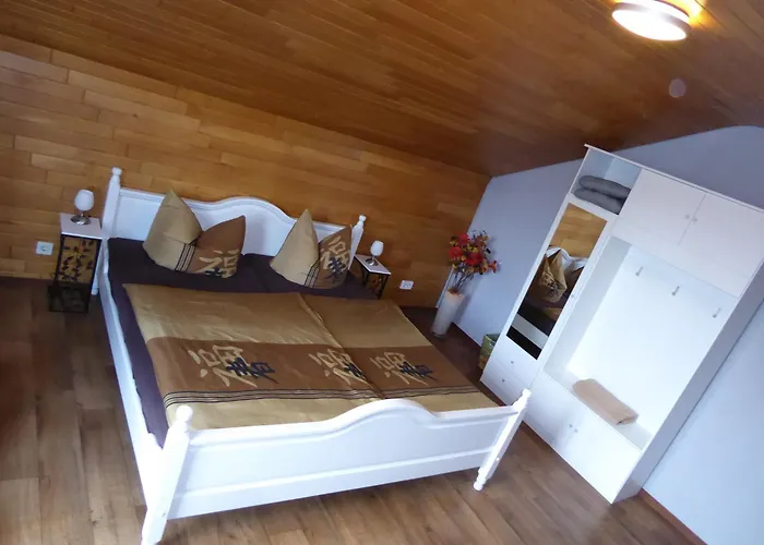 Pensión Grünes Paradies- Garni