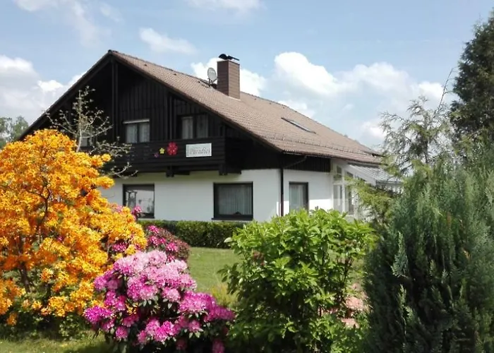 Pensión Grünes Paradies- Garni